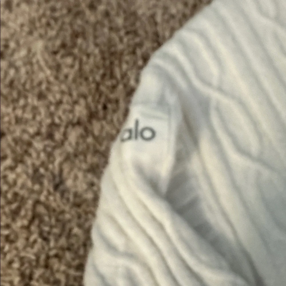 ALO Yoga Winter Bliss Hoodie & Pants Set Ivory - Picture 11 of 15